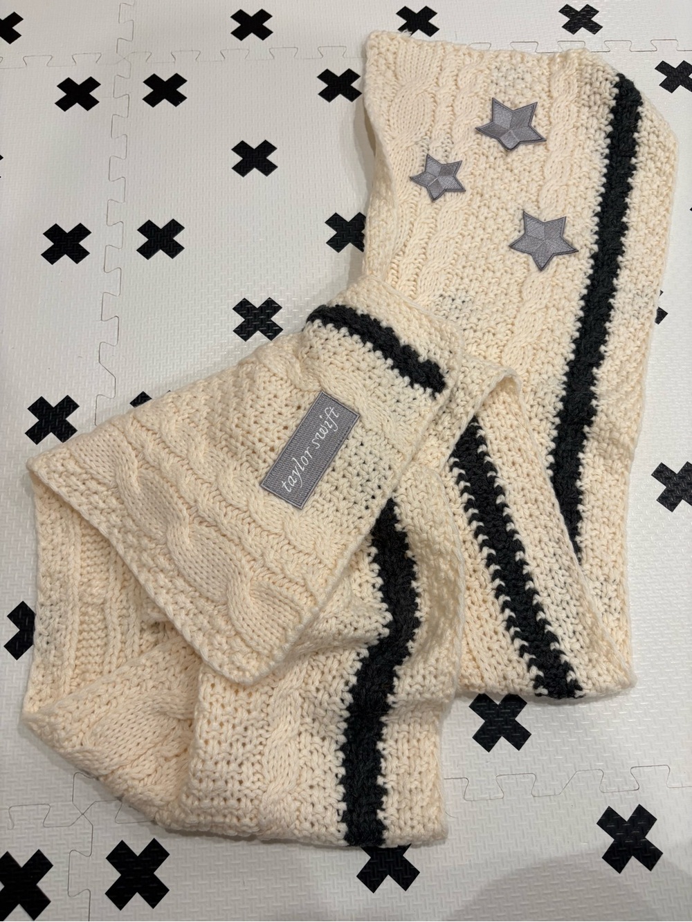 taylor swift Cream Knit Scarf with Black Trim
